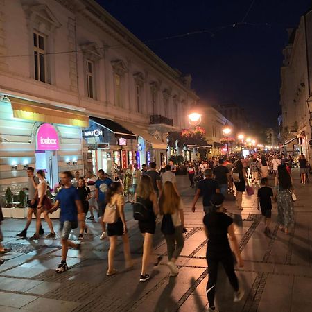 Iva City Center ベオグラード エクステリア 写真
